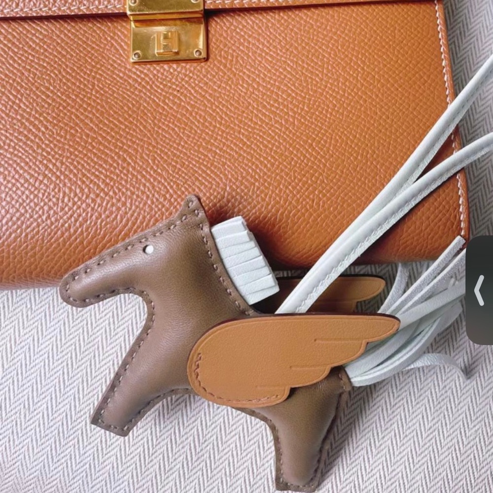 Hermes rodeo